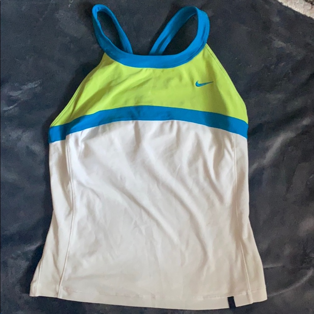Tennis top